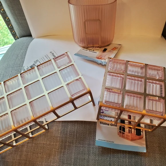 Pink Storage Organizer Set, with Gold Metal - Picture 13 of 13